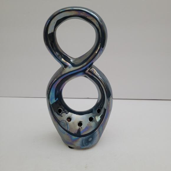 Infinity Loop Vase - Picture 5 of 9